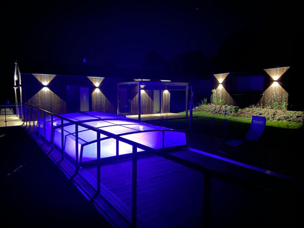 Nowe Domki Deluxe Z Widokiem Na Zatoke Z Basenem I Sauna Oslonino Εξωτερικό φωτογραφία