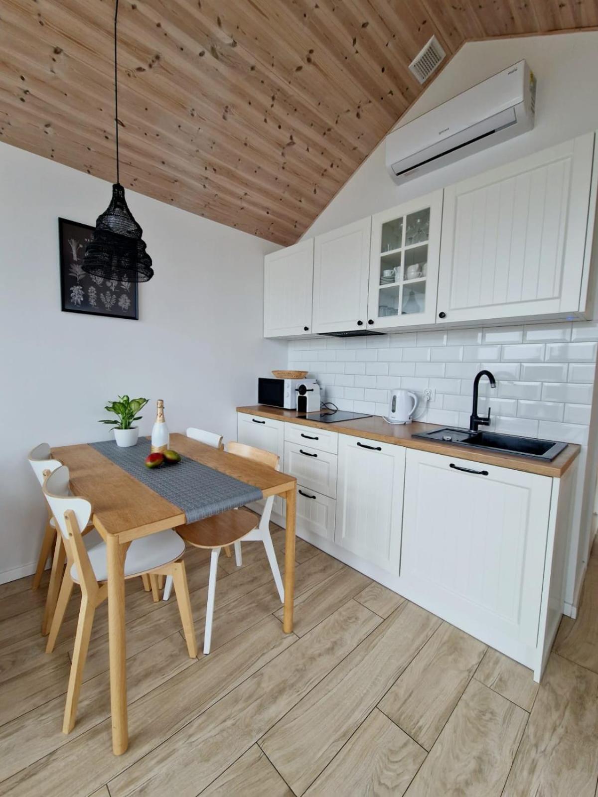 Nowe Domki Deluxe Z Widokiem Na Zatoke Z Basenem I Sauna Oslonino Εξωτερικό φωτογραφία
