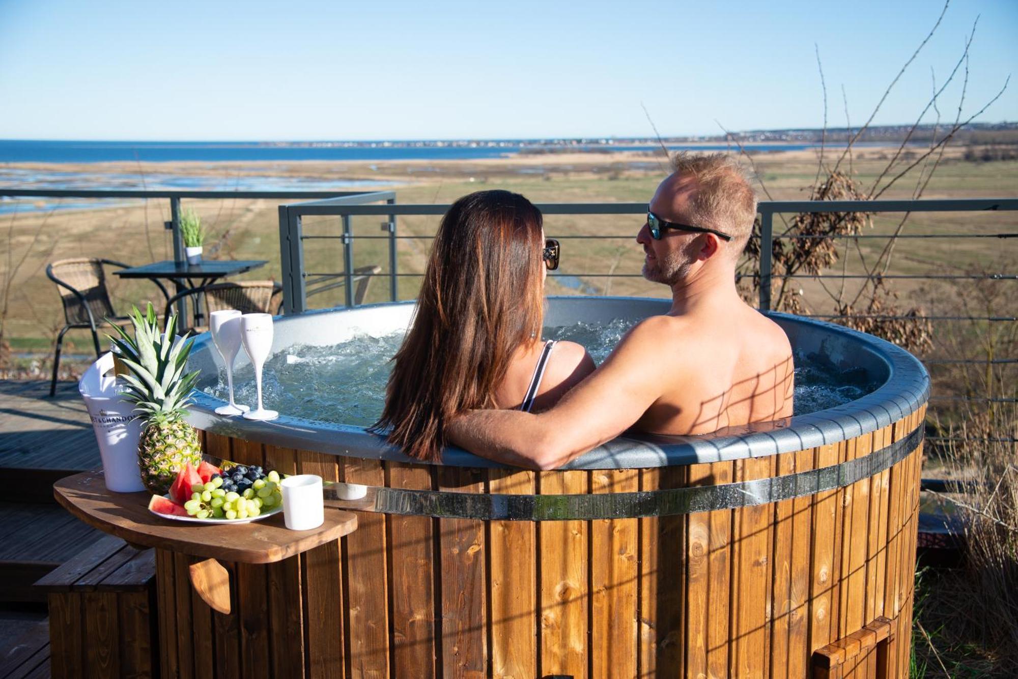 Nowe Domki Deluxe Z Widokiem Na Zatoke Z Basenem I Sauna Oslonino Εξωτερικό φωτογραφία